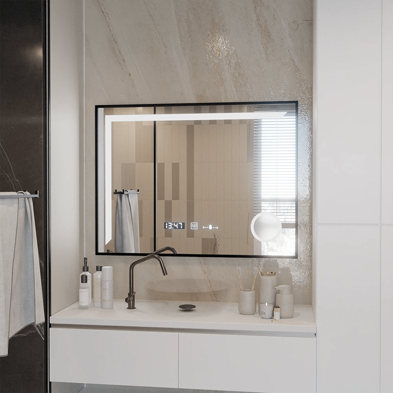 Oglinda LED Senzor MotionGlow Francesca 80x60 cm Lumina Calda/Rece/Neutra Dimabila Rama Negru Brushed Sistem Dezaburire Termometru Ceas Colectia Marcello Funghi Oglindă LED Francesca 80×60 cm, ramă neagră